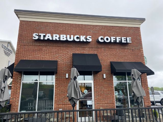 Commercial Pressure Washing Starbucks in London, KY